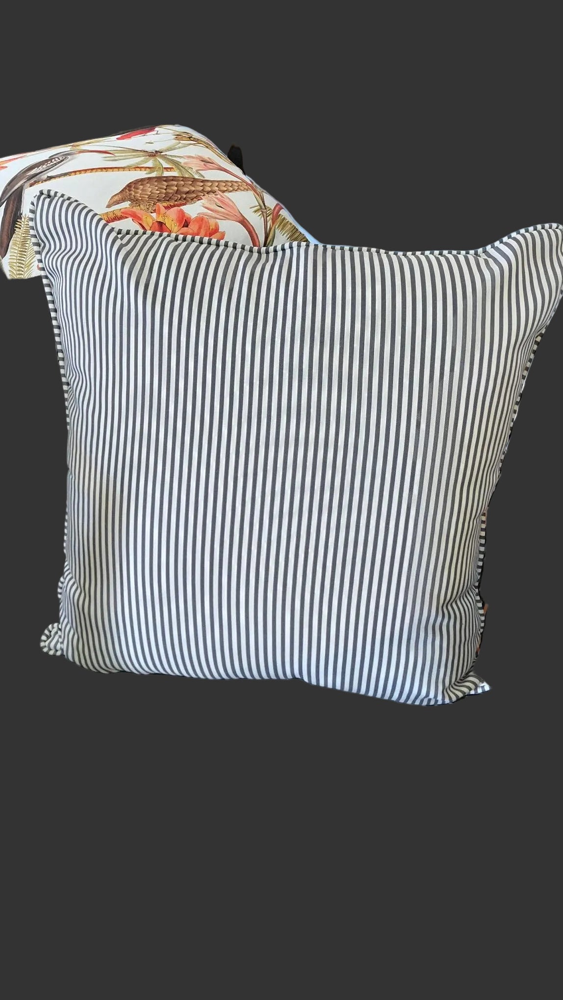 Scatter cushion