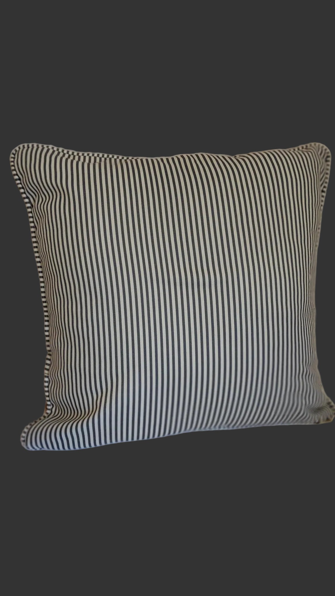 Scatter cushion